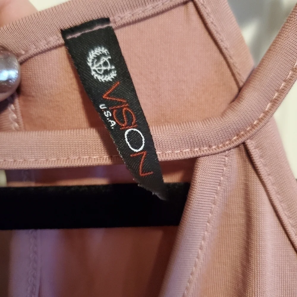 Vision USA Cold Shoulder Top XL!
